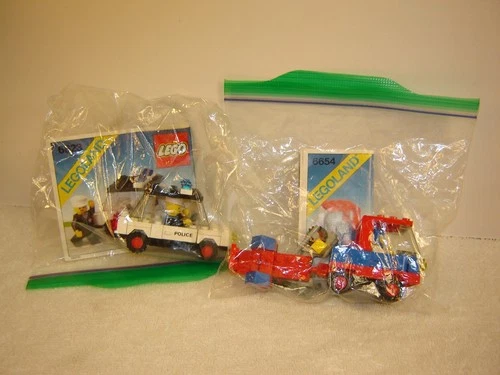 VINTAGE 1983 LEGO 6654 MOTORCYCLE TRANSPORT & 6623 POLICECAR LOT OF 2