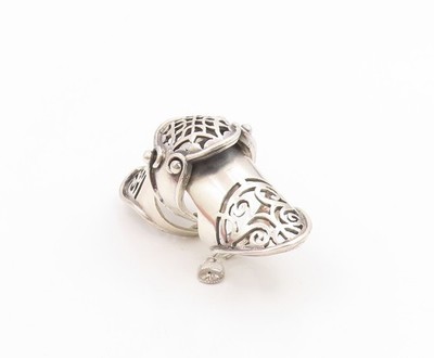 925 Sterling Silver Vintage Ring Gothic Web & Swirl Knuckle Band 