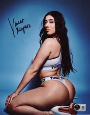 Violet Myers Signed 8x10 Photo Adult Star Authentic Autograph Beckett Witness