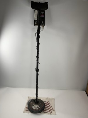 WHITES CLASSIC II SL METAL DETECTOR USED SOLID SHAPE WORKS FOR PARTS READ