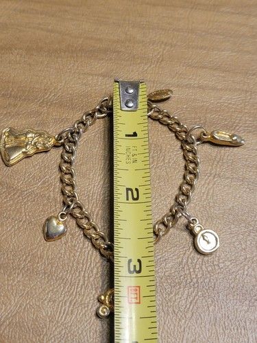 Bracelet Applause Charm Cinderella Prince Slipper Gold Tone Vintage Signed - Picture 4 of 22