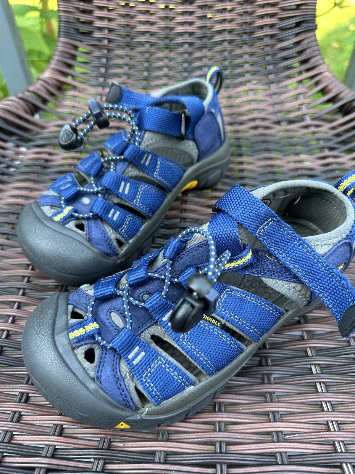 Sandali da trekking Keen Newport H2 blu grigio impermeabili unisex giovani bambini taglia 13