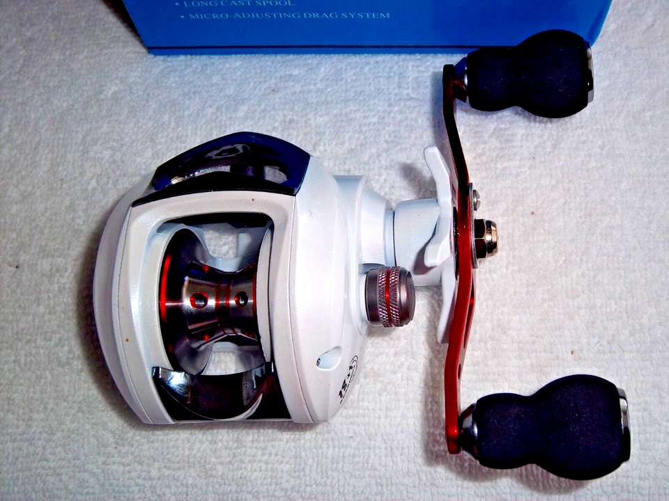 Carrete para mano derecha SOUGAYILANG / 6,3:1, Baitcasting, 7,3 oz / 18+1 BB Foto 3 de 4