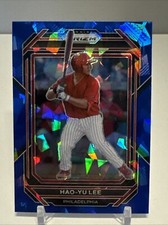 2023 Panini Prizm  #44 Hao-Yu Lee Blue Cracked Ice Prizm Phillies RC