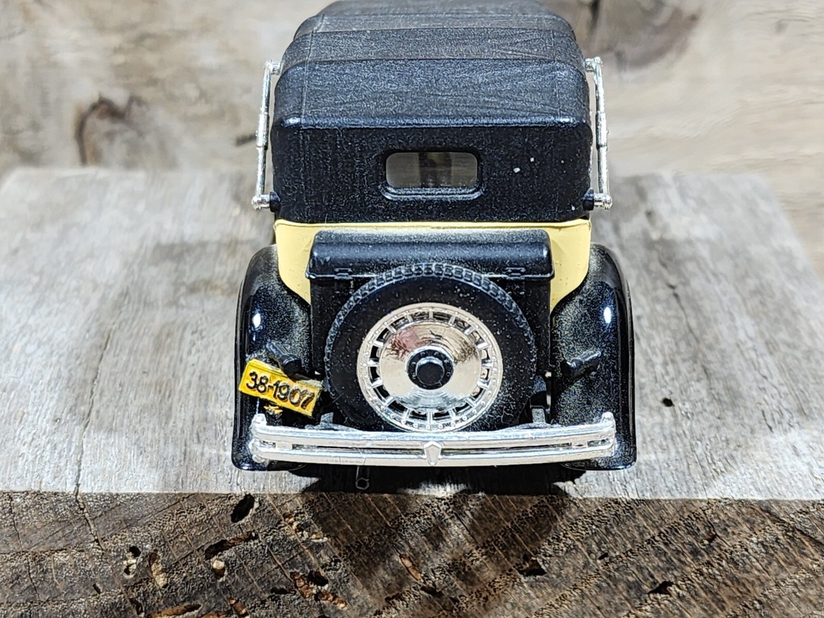 VINTAGE Rio Model Car #41 - 1930 Bugatti Royale Mod 41 - 1:43