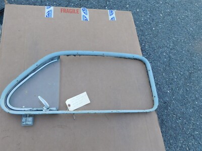 VOLVO DUETT PV544 PV 544 455 WINDOW FRAME WITH VENT WINDOW ASSEMBLY NICE USED 