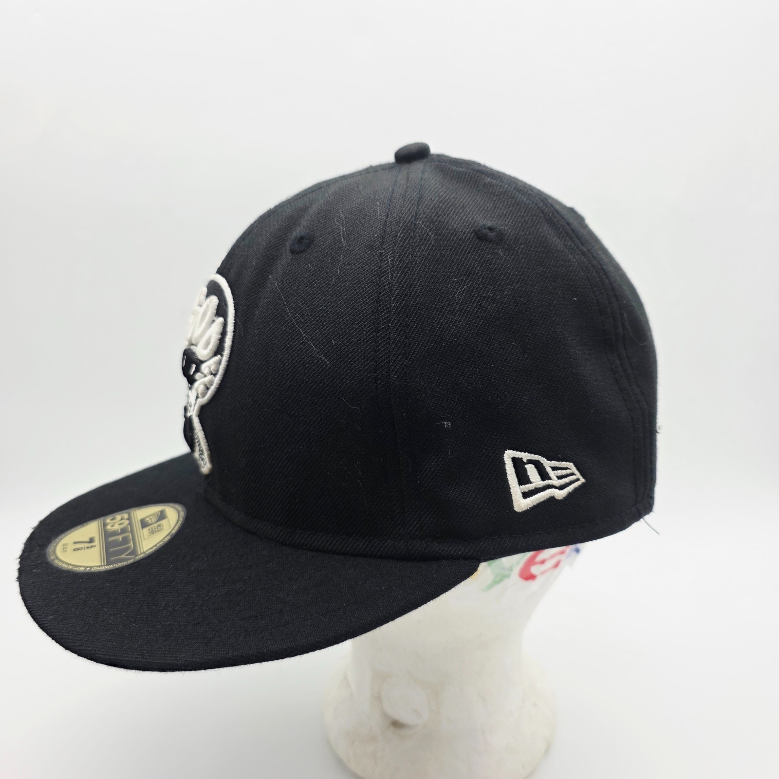 Rare SO SO DEF x Famous Stars Straps New Era Fitted Hat image 3