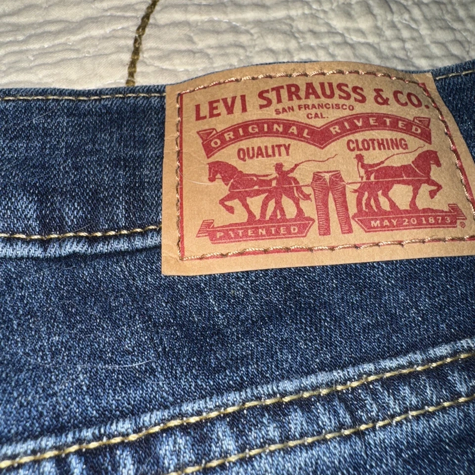Levi's Jeans Classic Straight Denim Stretch Mid Rise Cotton Womens Blue Size 24W - Image 2 of 4