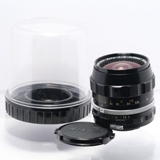 Nikon Nikkor-NC Non-Ai 28mm F2 Manual Focus Lens 327133 w/ Display Case  Cap