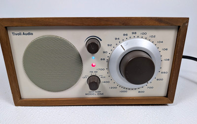 Tivoli Audio Radio Model One AM FM Henry Kloss Table Classic Walnut Beige Tested