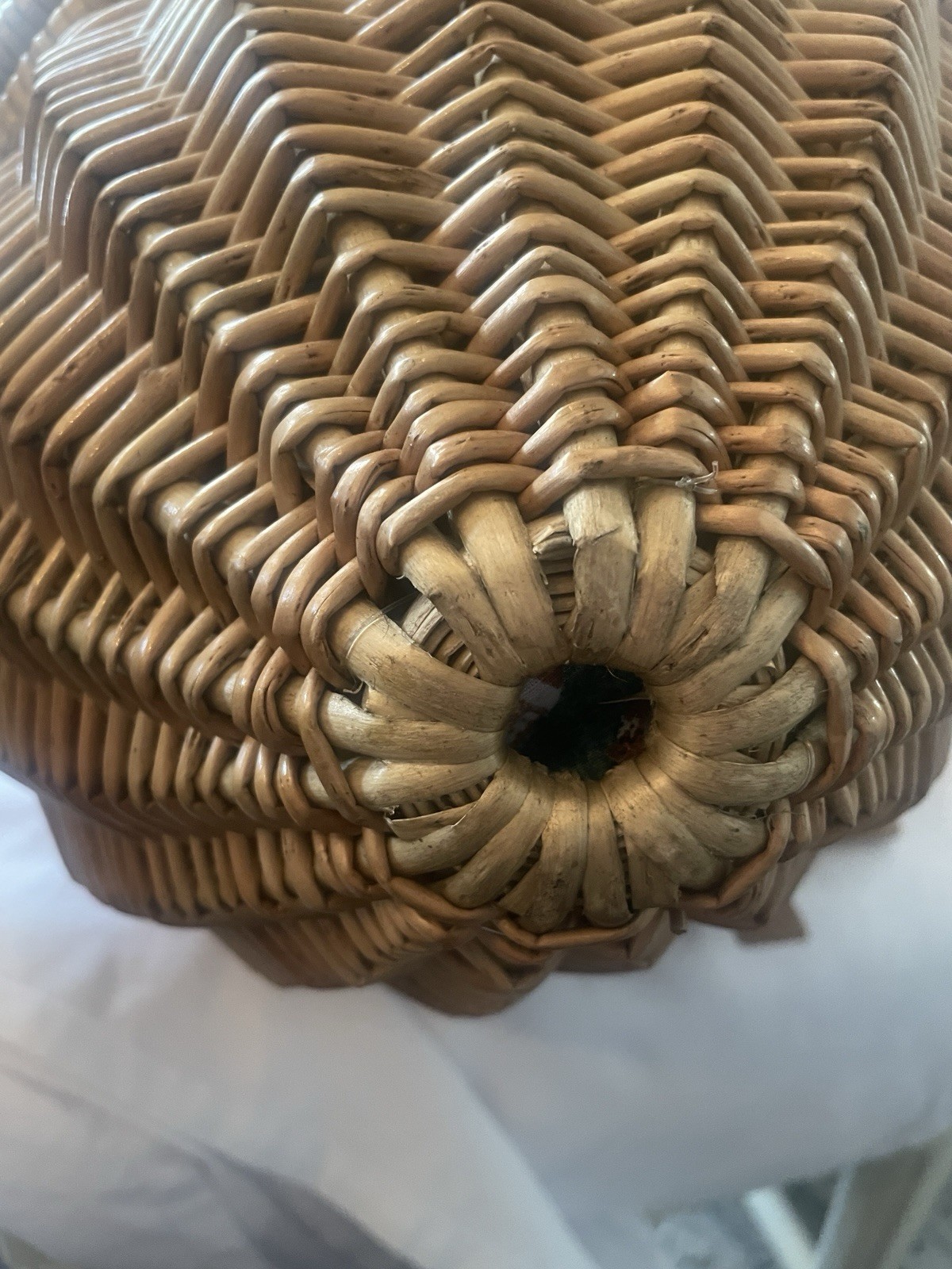 *VINTAGE* Wicker Football-Shaped Picnic Basket ~ EXCELLENT CONDITION