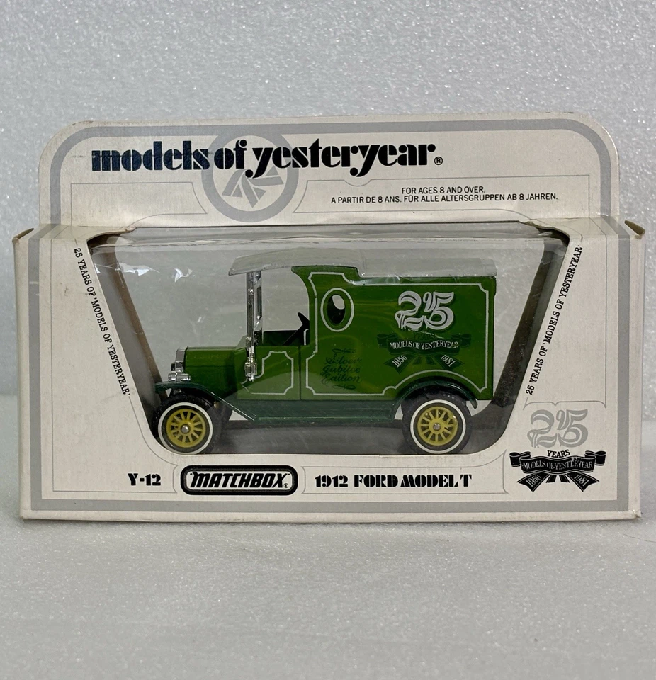 Matchbox Yesteryear Y-12/45 1912 Ford Model T Van 25th Anniversary 1981 - Image 2 of 4