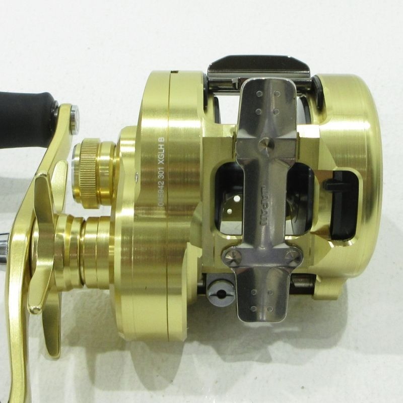 Near Mint SHIMANO 23 CALCUTTA CONQUEST MD 301XGLH Left Reel Japan