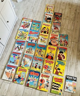 Vintage 80s/90s Comic Annuals Beano Dandy Beezer Whizzer Dennis The Menace