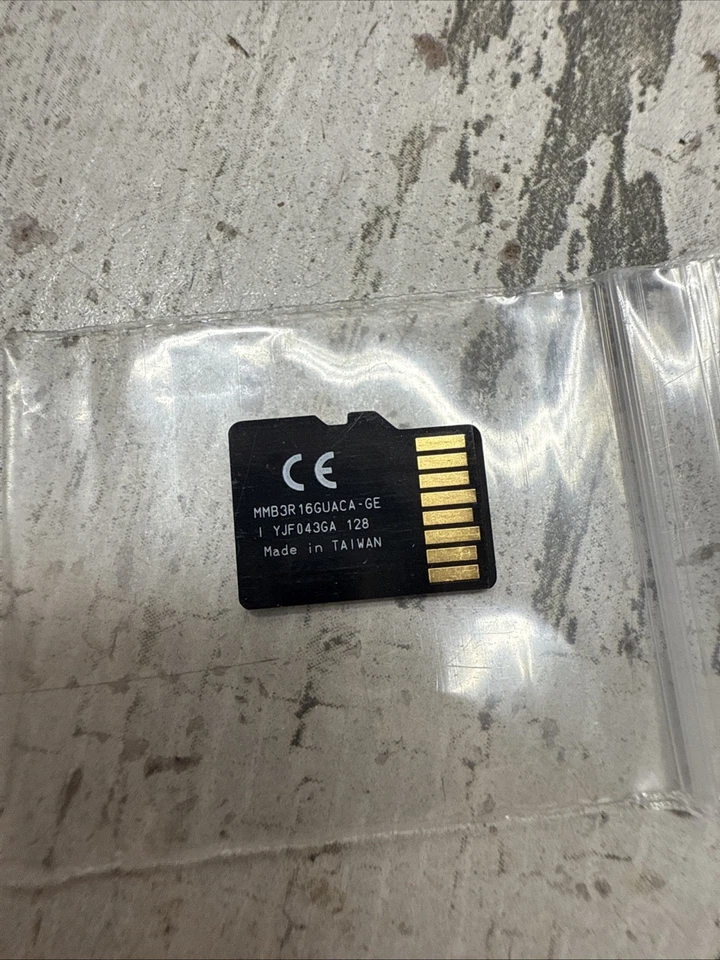 Samsung Micro SDHC 16 GB Class 2 Memory Card - Image 2 of 2