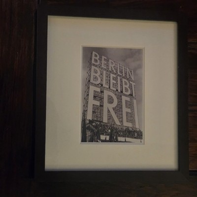 Framed Art Work  Berlin Bleibt Frei