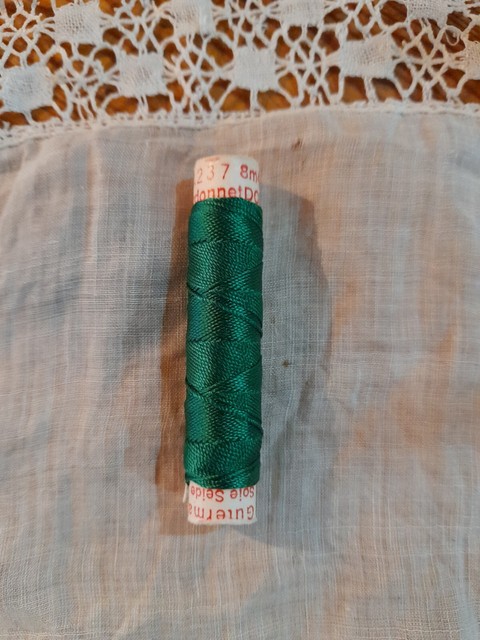 Bobine fil de soie - Guterman - cordonnet DOMO- 8m. Col.237. Ancienne mercerie Bobine fil de soie - Guterman - cordonnet DOMO- 8m. Col.237. Ancienne mercerie
