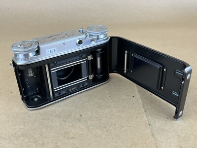 Voigtlander Prominent 35mm Film Camera W/ 35mm 3.5 Skoparon