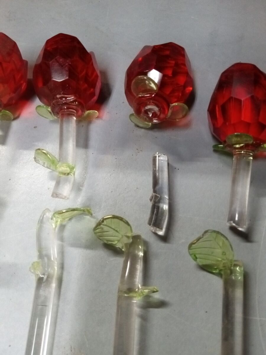 Lot 6 Crystal Glass Red Rose Clear Green Stem 13” All Broken Lot 6 Crystal Glass Red Rose Clear Green Stem 13” All Broken