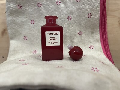 メイク道具・化粧小物 TOM FORD LOST CHERRY 50ML Tom Ford Lost Cherry Eau De Parfum Spray 50ml - 1.7oz