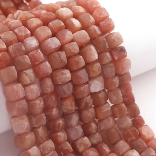 1 Strand Peach Moonstone Cube Briolette, Box Shape Faceted Beads, 8 Inches, 7mm - Picture 4 of 5