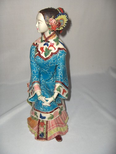 Vntg Antique Very Detailed Porcelain Chinese Seated Woman Figurine Signed RARE - Picture 3 of 10