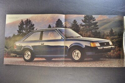 CATALOGUE PUBLICITAIRE FORD ESCORT RS TURBO ET XR3i de reference