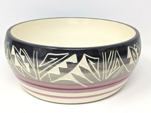 Mesa Verde Pottery Handmade Bowl Signed Lee Nav. USA Beautiful Artwork - Picture 3 of 8