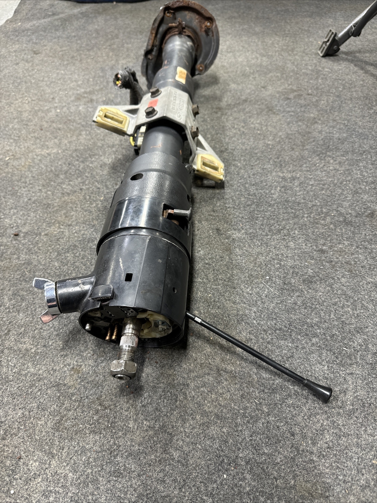 198791 floor SHIFT MANUAL TILT STEERING COLUMN Ford f150 f250 350