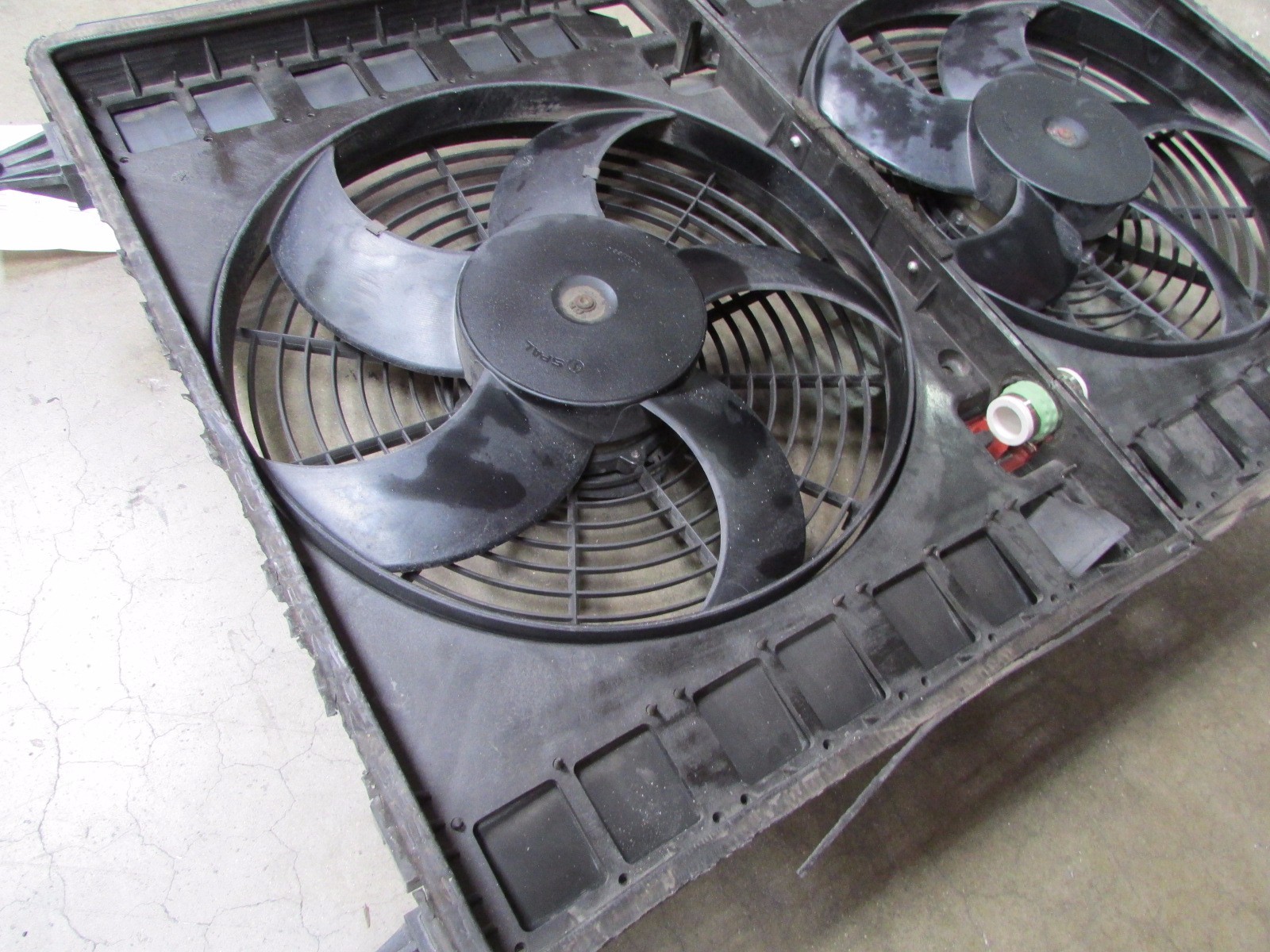 Maserati M128 Coupe, Radiator Conditioner Fan Motor Assembly, Used, P/N 221254