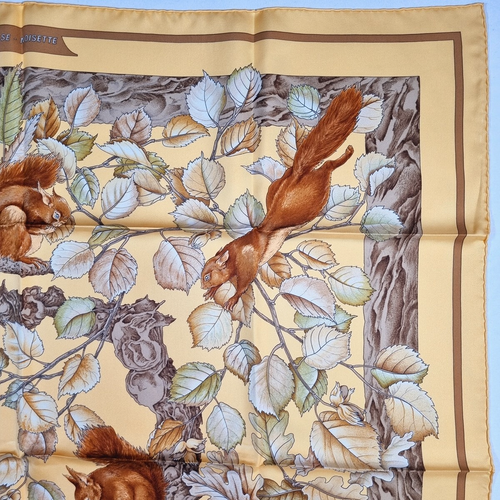 RARE VINTAGE HERMES Silk Scarf "Casse Noisette" Carre 90 by Antoine De Jacquelot - Picture 7 of 15