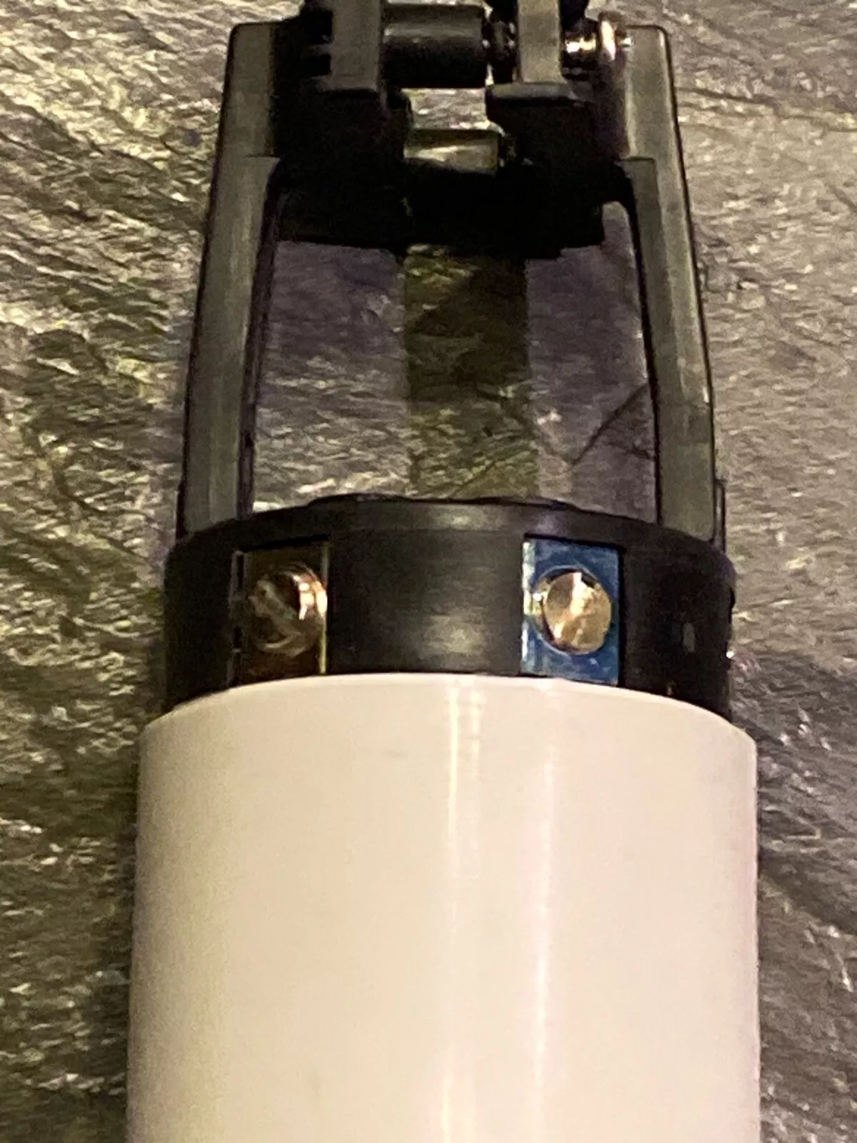 Picture 4 of 6