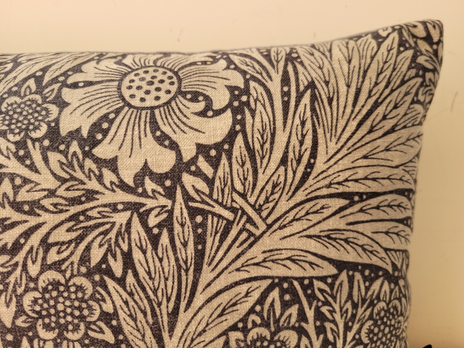 Picture 4 of 24