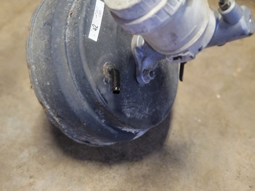 2000 2005 Oem Mitsubishi Eclipse Brake Booster/ Master Cylinder - Picture 3 of 6