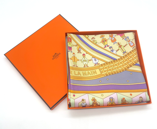 Auth Hermes Carré 90 DONNER LA MAIN Purple x Multicolor Silk Scarf W/B BA060311