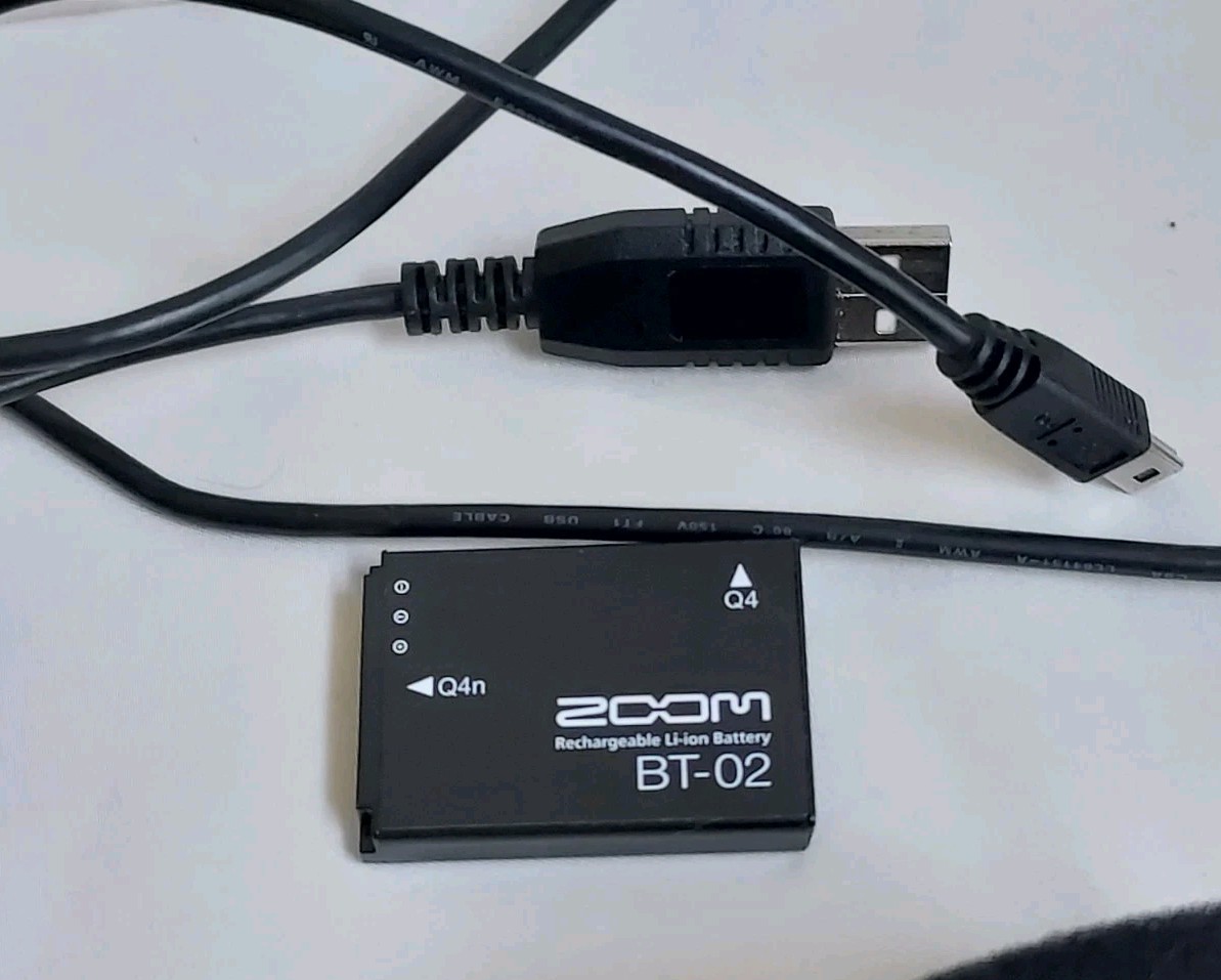 Zoom Q4N video/audio recorder designed for live music w/all