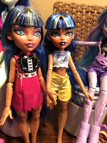 Paquete de 4 muñecas Monster High más ☼ lote de accesorios - Imagen 5 de 14