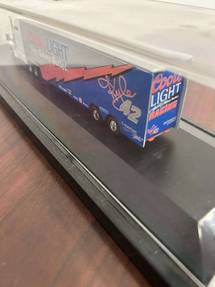 Action Coors Light Transporter/Hauler 1995 escala 1:96 diecast Kyle Petty #42 Foto 3 de 3