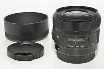 Good Condition SIGMA 30mm F1.4 DC HSM Art EF S Mount