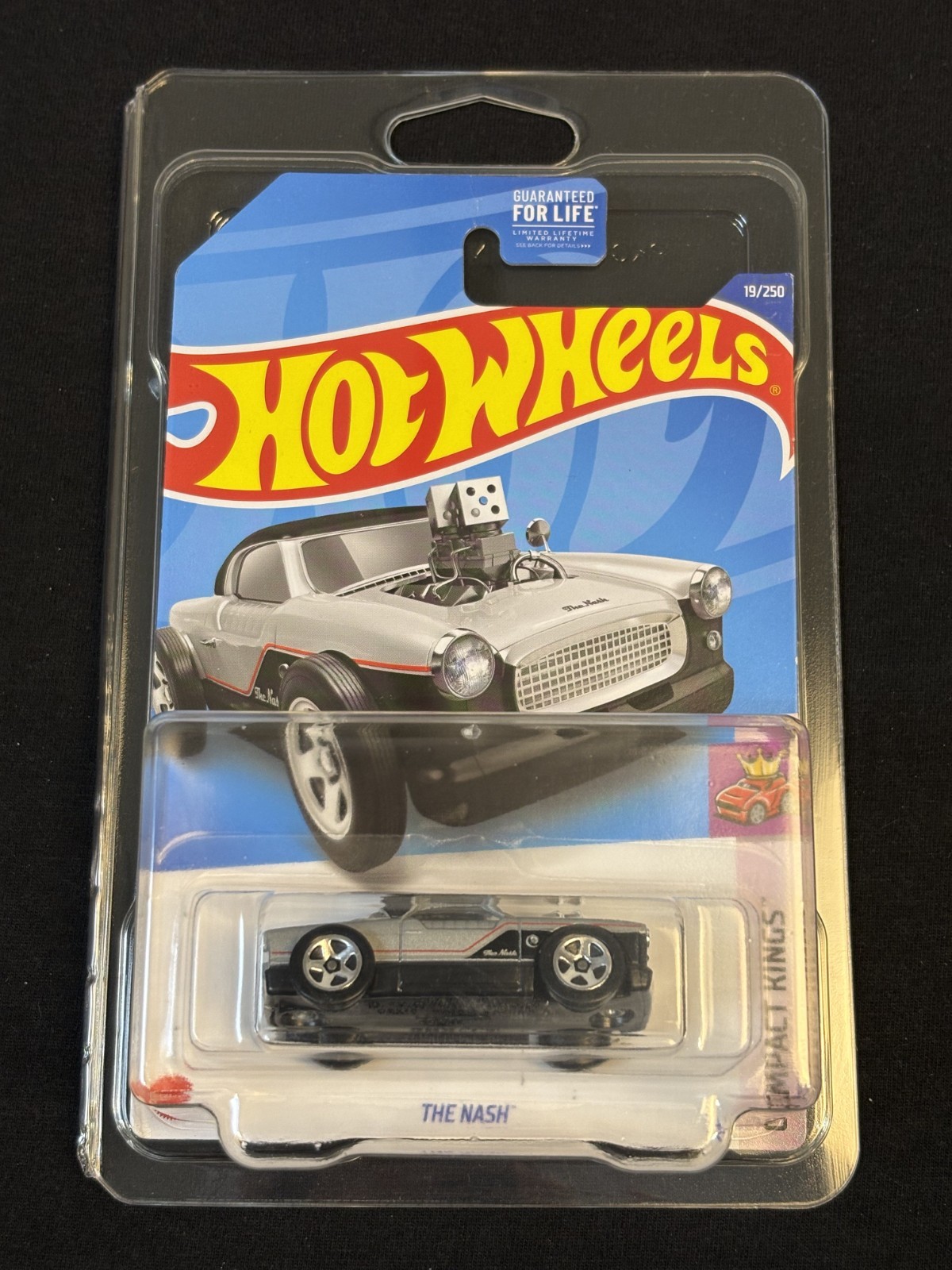 2022 MATTEL HOT WHEELS CAR THE NASH 19/250 COMPACT KINGS 1/5 SILVER W/ PROTECTOR