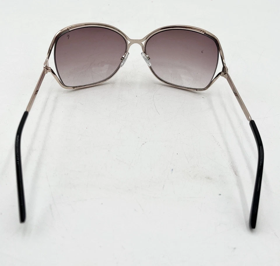 Simply Vera Wang Just Married Gradient Large Square Sunglasses WSV61SG24S1 - Image 4 of 4