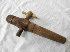Robinet en bois de 22 cm de long  pour fut, barrique, tonneau