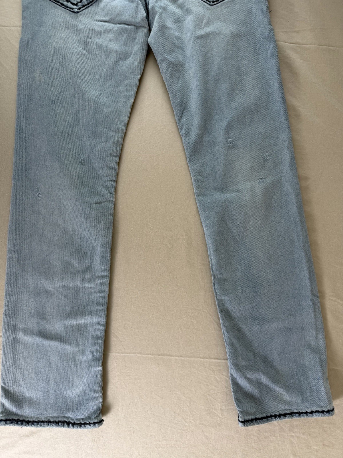 True Religion Ricky Relaxed Straight Jeans Mens 32 Light Wash Thick Stitch thumbnail 9