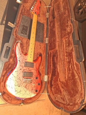 ULTRA RARE 1 OF 1 PEAVEY MILESTONE W/ EXPERIMENTAL ''SPLATTER PINK'' ''1980S PAINT!