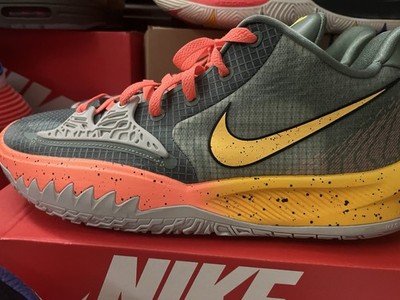 Kyrie 4 Low NYC Men's Basketball (Size 11.5) New Worn 1-2 Times with Box