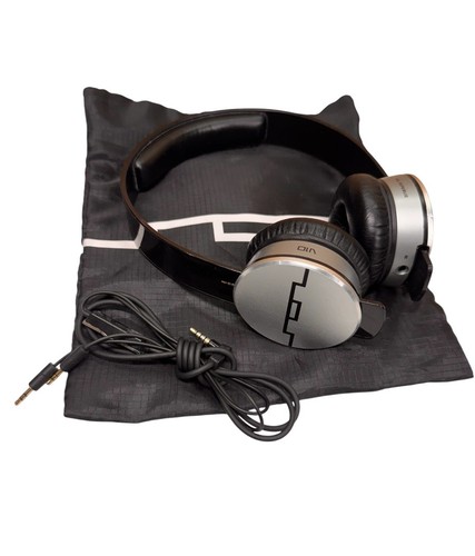 SOL REPUBLIC Tracks HD V10 On-Ear Wired Headphones Music Control SIlver & Black