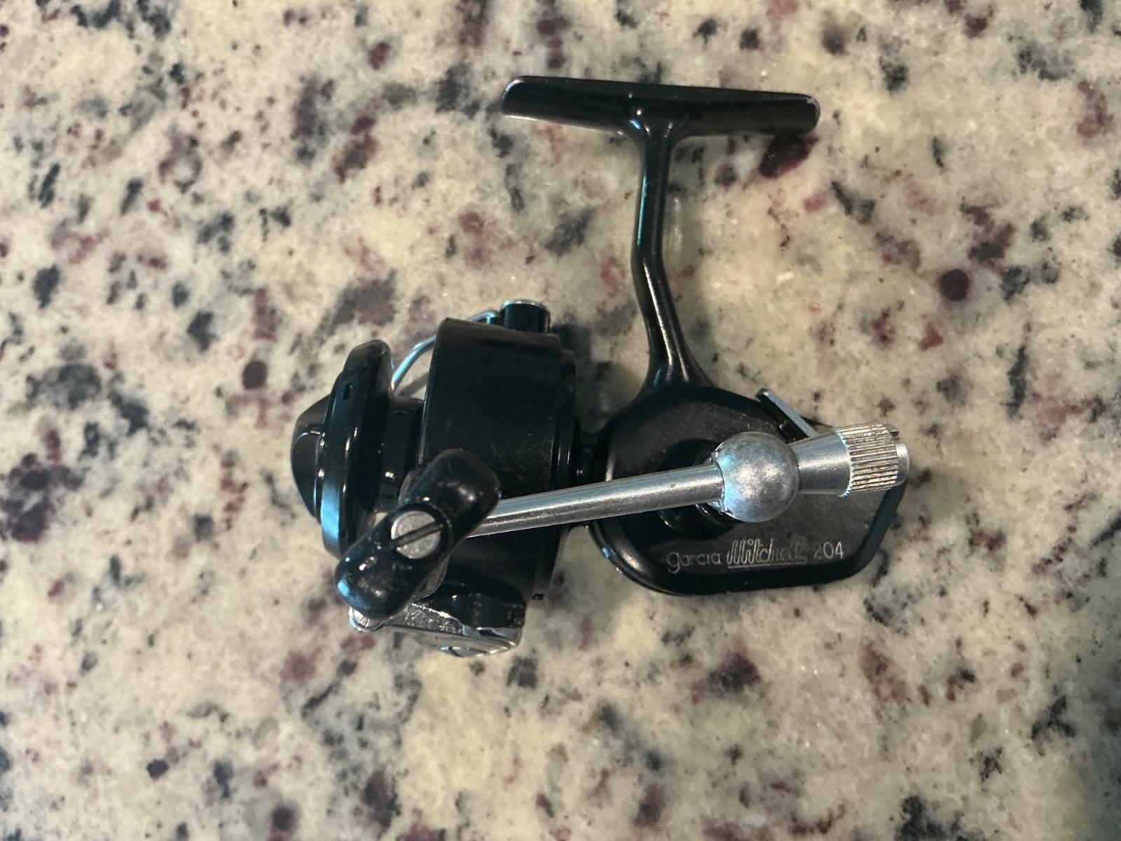 GARCIA MITCHELL 204 ULTRA LIGHT  SPINNING FISHING  REEL A+