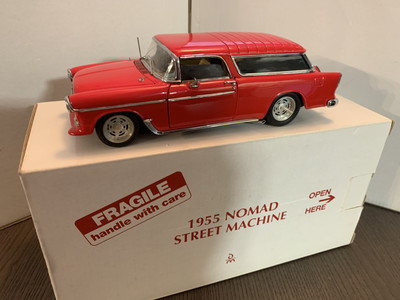 Danbury Mint 1955 Nomad Wagon Street Machine Red 1/24 Scale