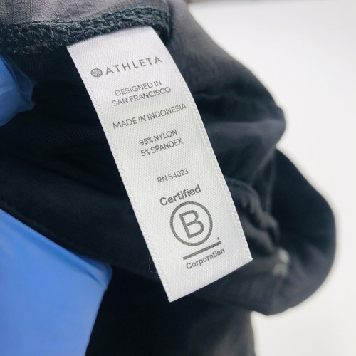 Pantalones Cortos Athleta Trekkie Bermuda 2.0 6 (Se Adapta a 30W) Ejercicio Deportivo 8.5" Negros - Imagen 7 de 8