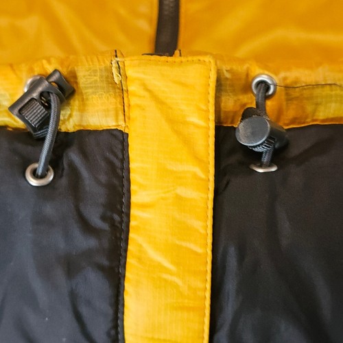 The North Face Yellow and black Padded Puffer Jacket Women's Size M 3574 - Picture 8 of 9